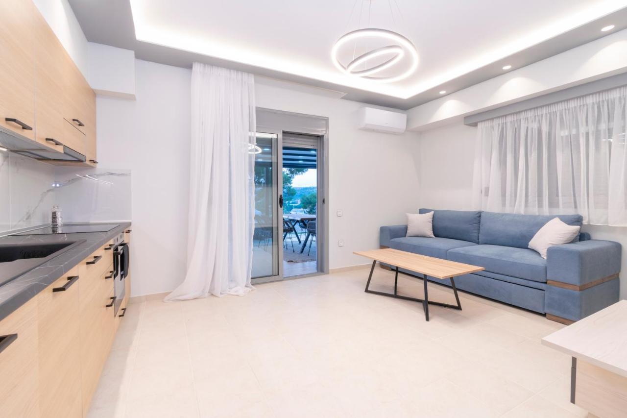 Sithoniars Luxury Ground Floor With Private Garden Apartment Neos Marmaras