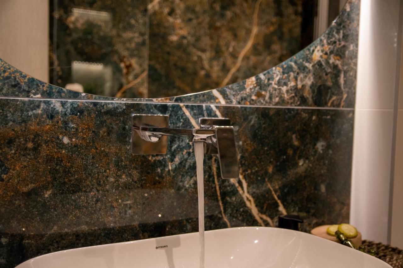 Διαμέρισμα Sithoniars Luxury Ground Floor With Private Garden Νέος Μαρμαράς