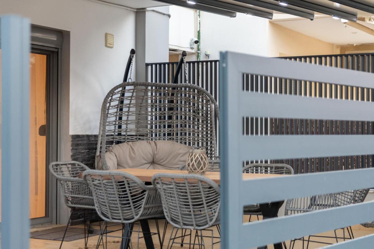Apartment Sithoniars Luxury Ground Floor With Private Garden