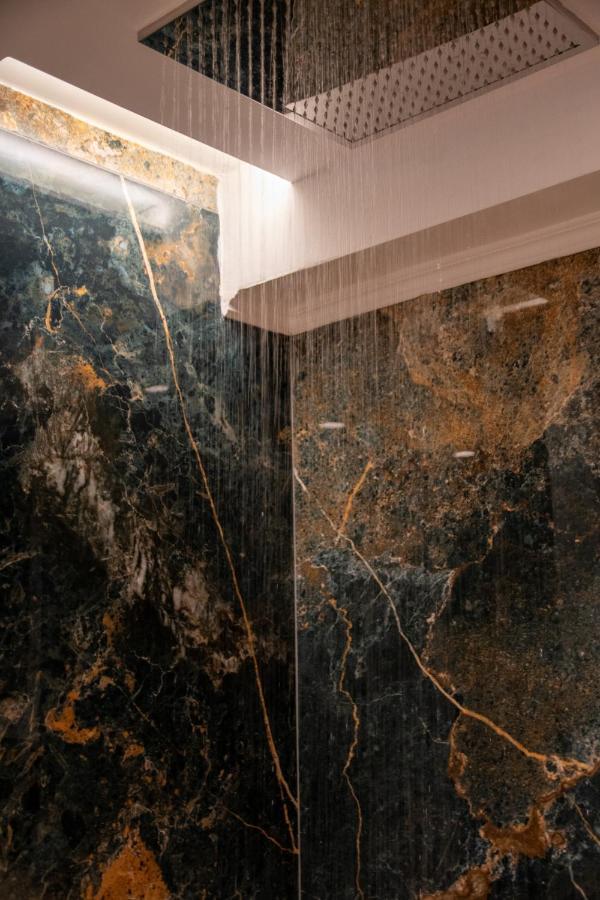 Sithoniars Luxury Ground Floor With Private Garden Appartement Neos Marmaras